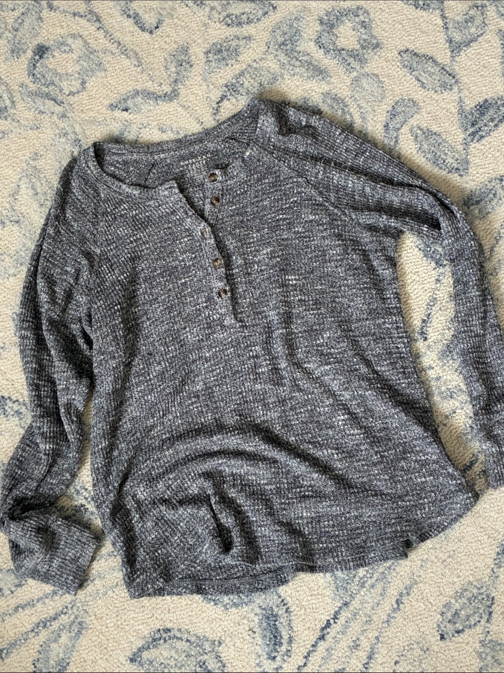 American Eagle Women's Gray Henley Knit Top —- Size XS